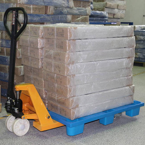 塑料托盤與（yǔ）地牛叉車